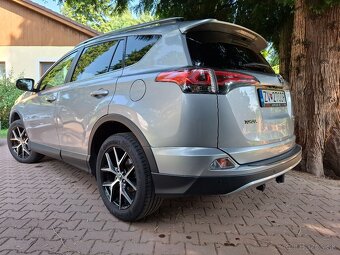 Toyota RAV4, 2.0 benzin, 4x4 AWD. 7st automat - 4