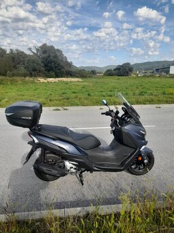 SYM Joymax z+ 125 - 4