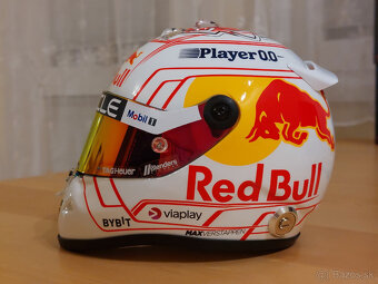 Max Verstappen 2023 Red Bull VC Japonsko F1 prilba 1:2 - 4