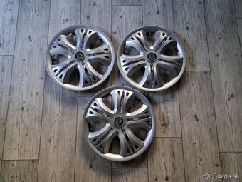 Kryty kolies, puklice - 3 kusy R15 - 4