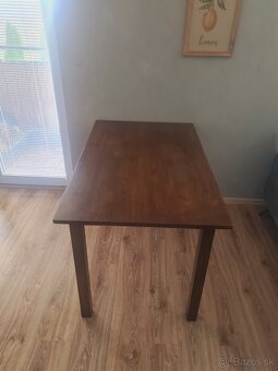 Jedálenský stôl - 4