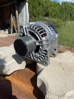 Alternátor 038 903 023 L - 4