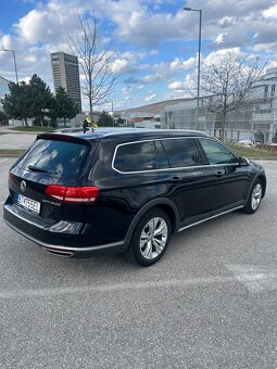 Volkswagen Passat Alltrack - 4