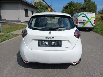 Renault zoe 51kw 2021 jen 47tkm, klima ,navi.. - 4