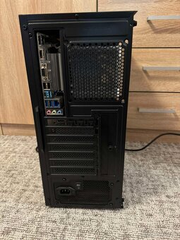 Herné PCčko Intel i5-12600K, 32GB, RTX 3060 Ti, 1TB NvMe - 4