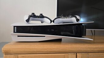 Playstation 5 s mechanikou - 4