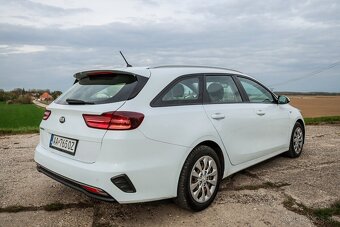 KIA CEED SW Combi 2020/8 1.6Crdi 85KW 217000km SK - 4