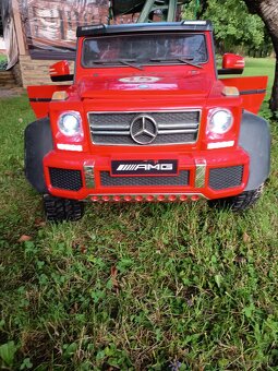 Elektrické autíčko Mercedes AMG 6x6 - 4