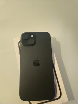 Predam Apple IPhone 15 128gb čierny - 4