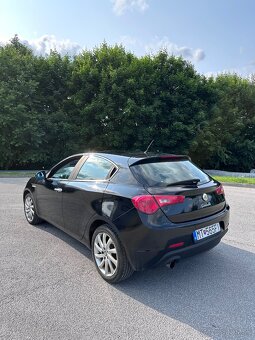 Alfa Romeo Giulietta 1.6 - 4