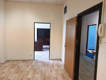 Kancelársky priestor 30m² v BA - I na prenájom - 4
