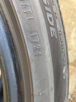 Nexen 235/45zr18 - 4