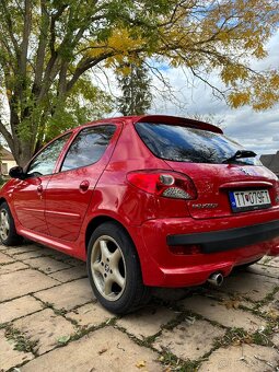 PEUGEOT 206+ 1.4.Hdi - 4