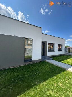 BOJNIČKY - moderný 4-izbový dom s veľkou garážou v obľúbenej - 4