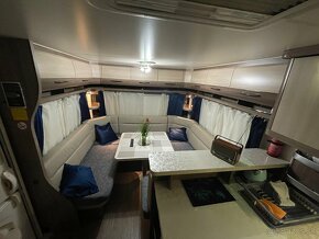 Karavan Hobby p r e n a j o m - 4