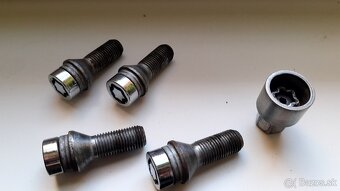 Rezerva Octavia 1 - 4