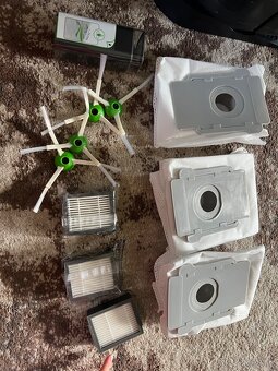 iRobot Roomba i7+ - 4