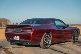 DODGE CHALLENGER 3,6 V6 2021/6 71600km - 4