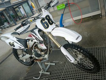 Yamaha yzf 450 - 4