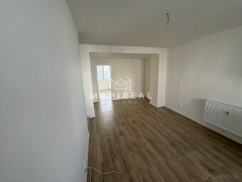 Košice – JUH, Bulharská ul., NOVOREKONŠTRUOVANÝ, 3-izb. b - 4