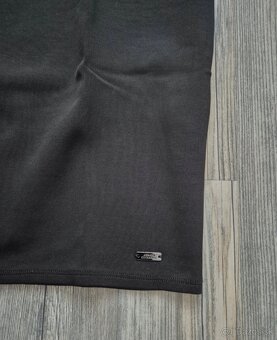 Original Armani Exchange Šaty -60% off - 4