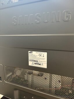 Televízor Samsung - 4