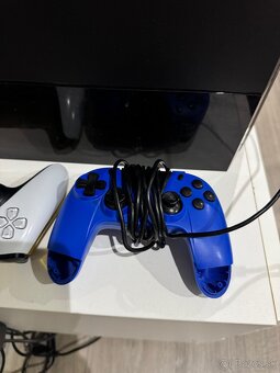 PlayStation 4 500GB - 4