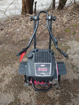 KULTIVÁTOR Briggs & Stratton Series 650 motorom - 4