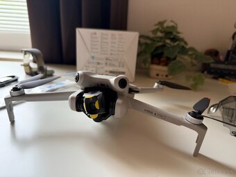 Dron DJI mini 4 Pro - 4
