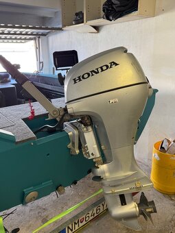 Lodný motor Honda 15 hp, el.štart - 4