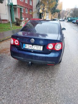 Predam Vw jetta 1,9 tdi 2007 - 4
