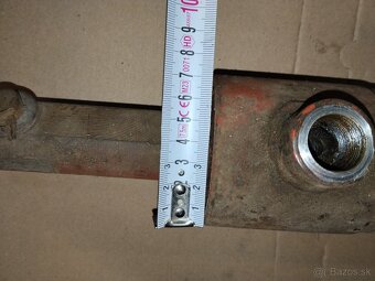 Hydraulicky valec, piest - 4