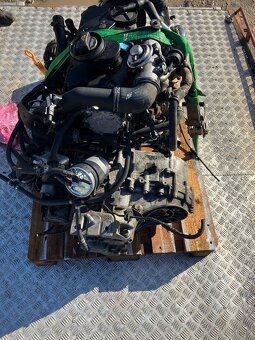 Motor vw sharan 1,9tdi 85/96kw kod ASX - 4