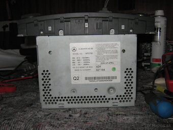 org.autoradio mercedes....úloženka - 4