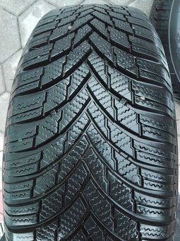 Firestone Winterhawk 4 205/60 R16 - 4