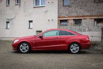 Mercedes-Benz E trieda Kupé 200 BlueEFFICIENCY 7G - 4