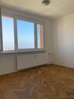 2 izbový byt v Štúrove na predaj - 4