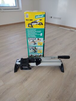 Profesionálna a výkonná rezačka laminátu a vinylu. - 4
