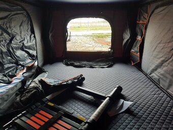 Predám strešný autostan Schwarzwald ALUMINIUM - 4