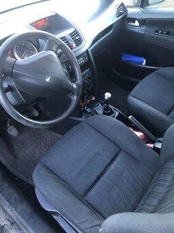 Peugeot 207 coupe - 4