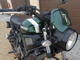 Yamaha XSR700 - 4