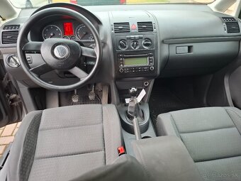 Volkswagen Turan - 4