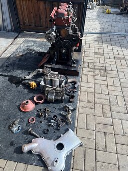 Motor zetor 30 - 4