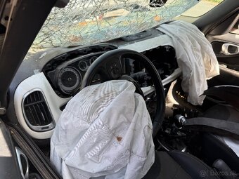 Rozpredam Fiat 500L 2017 1.4 16V 843A1000 - 4