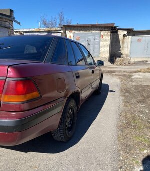 Predám Daewoo Espero CD 1.5 16 ventil - 4