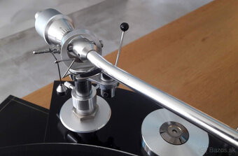 Gramofón Micro Seiki s 2-ramenným ramenom, remeňovým pohonom - 4