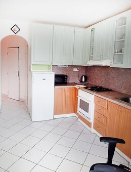 Na prenájom pekný 3-izbový byt na Adlerovej ul. - 4