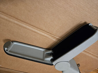 Škoda Fabia 2 Roomster lakťová opierka - 4