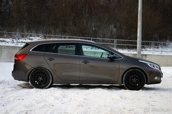 Kia Cee’d SW 1.6 GDI Platinum - 4