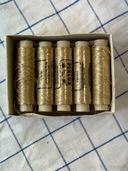 Ozdobné nite Perlux - 4